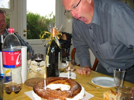 heureusement qu'il n'y avait que 2 bougies � souffler......